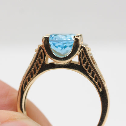 Pre-owned 9ct Gold Swiss Blue Topaz Solitaire Ring, 2006