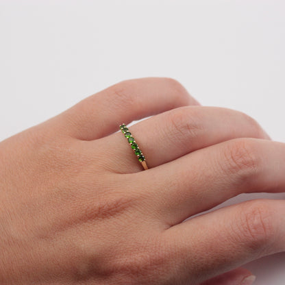 Pre-owned 9ct Gold Chrome Diopside 7 Stone Stacker Ring