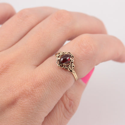 Vintage 9ct Gold Garnet Cabochon Ring, 1984