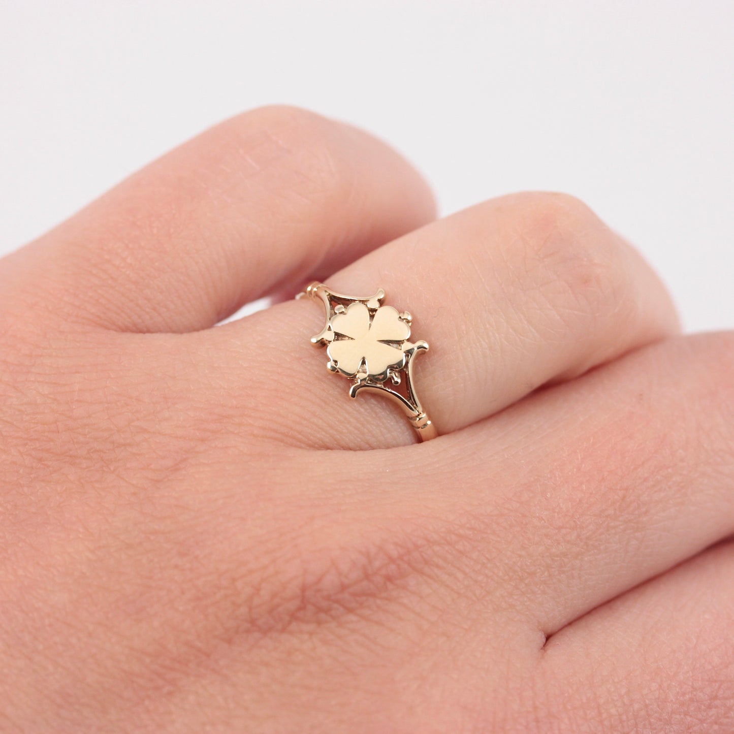 Vintage 9ct Gold Clover / Shamrock Ring, 1995