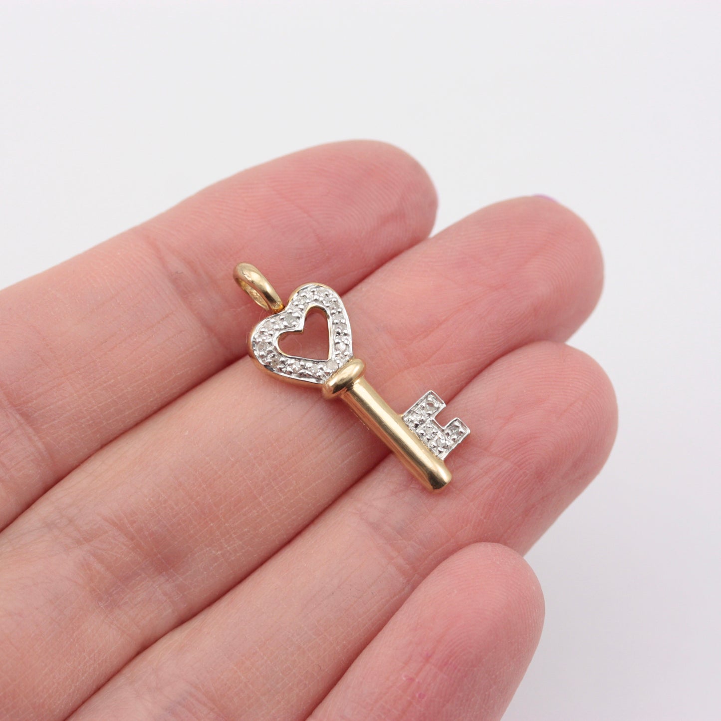 Modern Pre-owned 9ct Gold Diamond Key Charm / Pendant