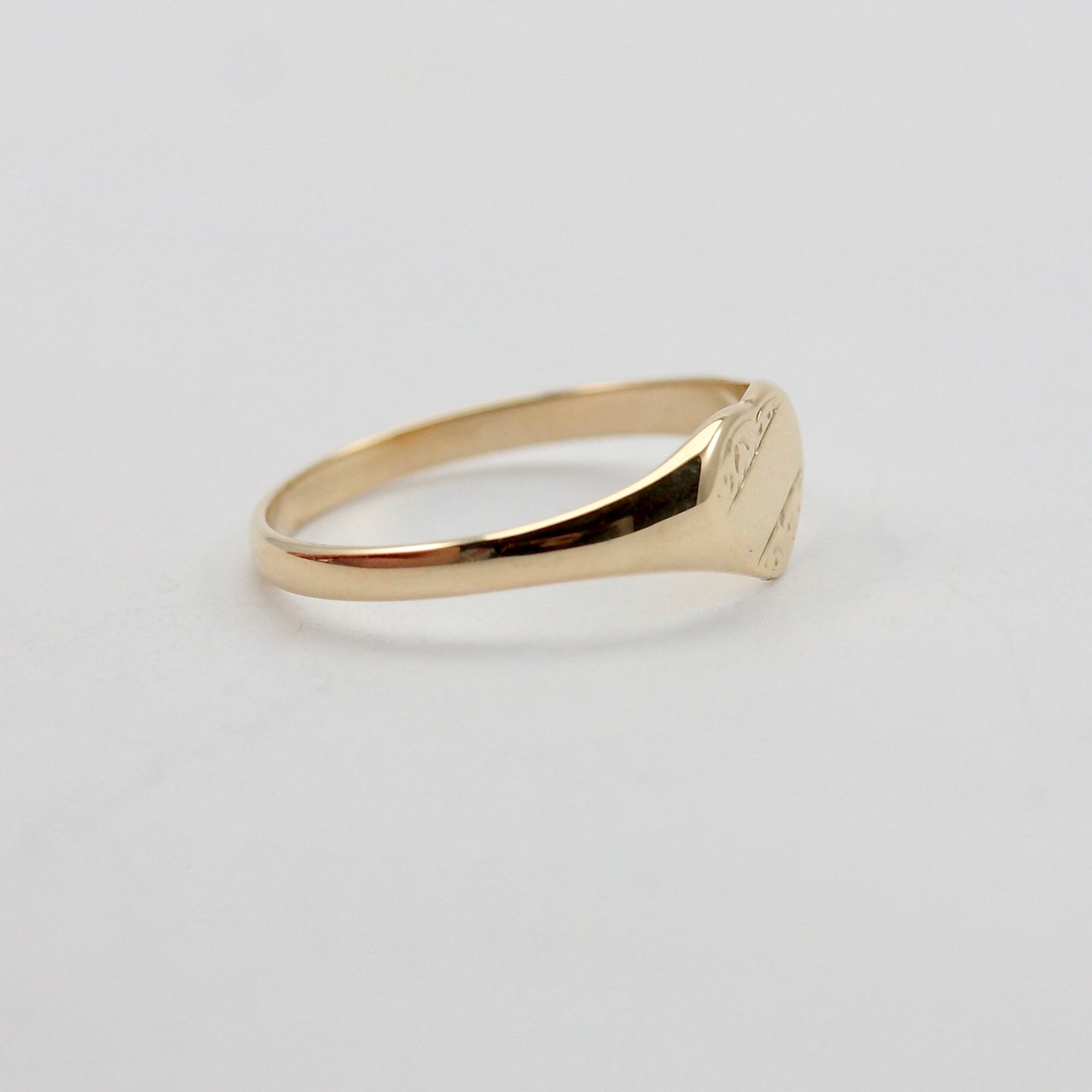 Vintage 9ct Gold Heart Signet Ring, Small