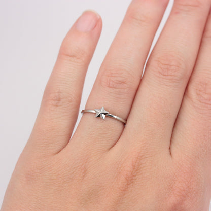 Dainty Pre-owned 9ct White Gold Star Ring, 2015