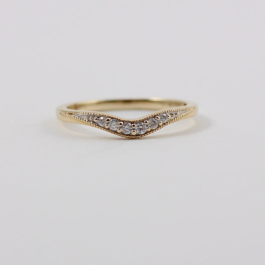 pre-owned 9ct gold diamond wishbone ring