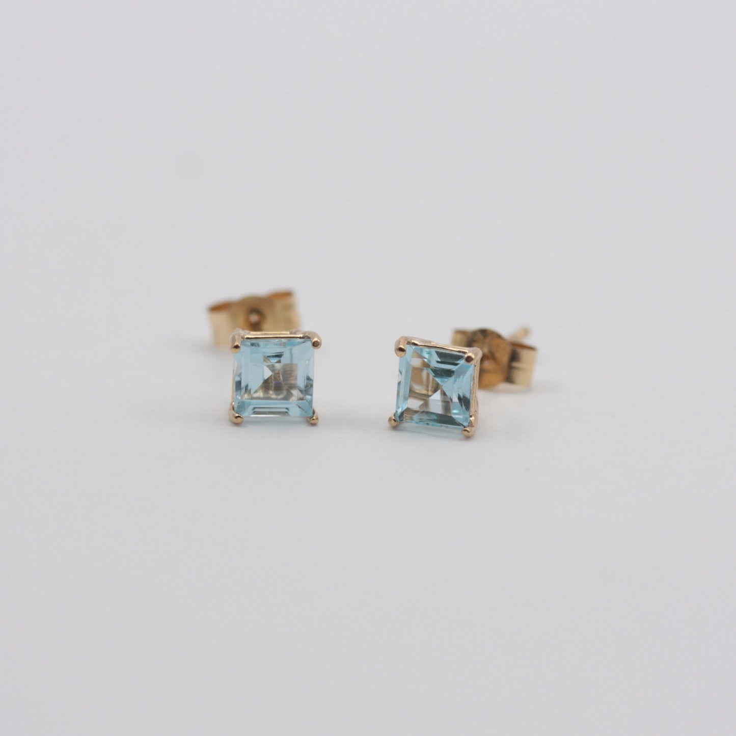 Pre-owned 9ct Gold Square Blue Topaz Stud Earrings, 4mm