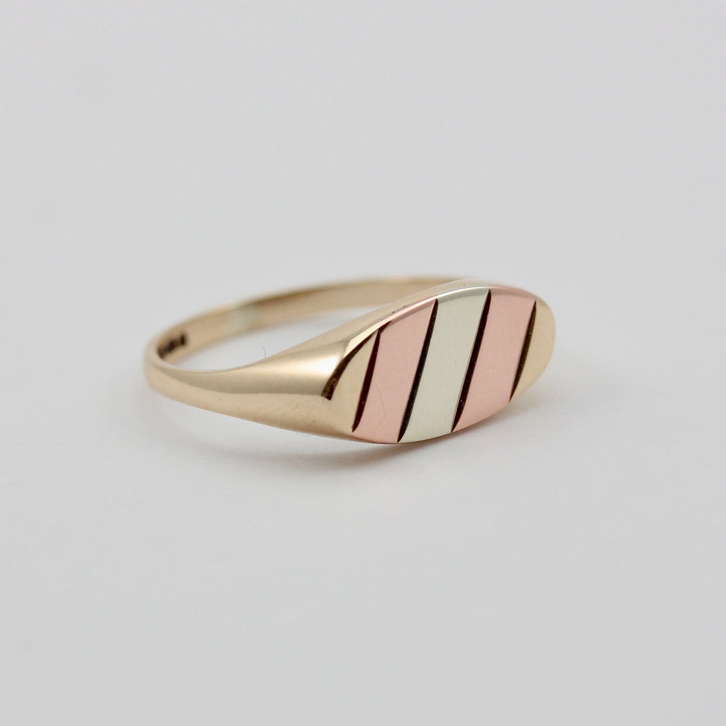 Vintage 9ct Tri Colour Gold Flat Fronted Ring, 1984