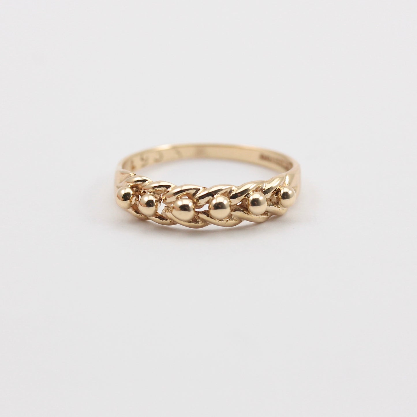 vintage 9ct gold single row keeper ring 1982