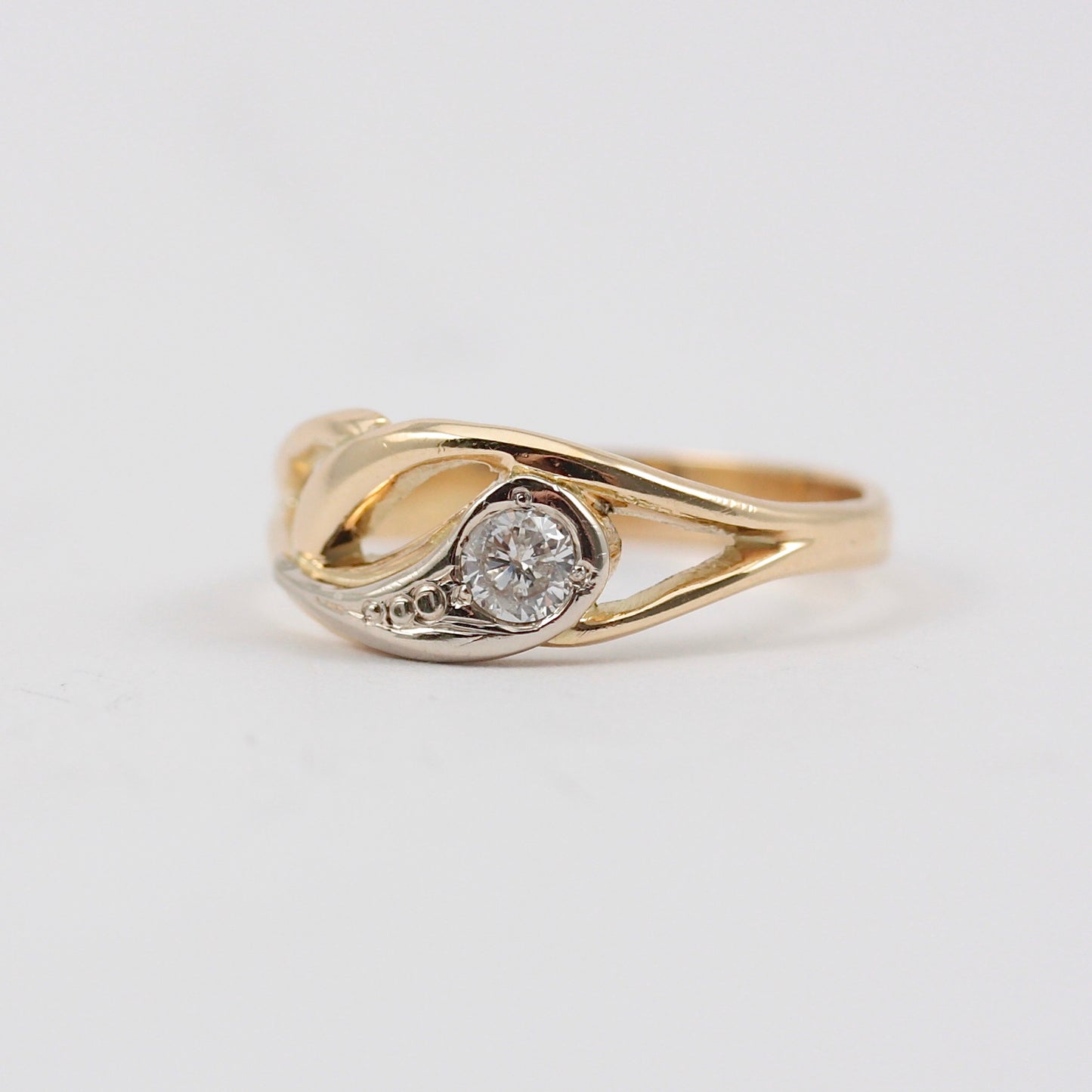 Vintage Diamond Solitaire Ring in 14K Gold