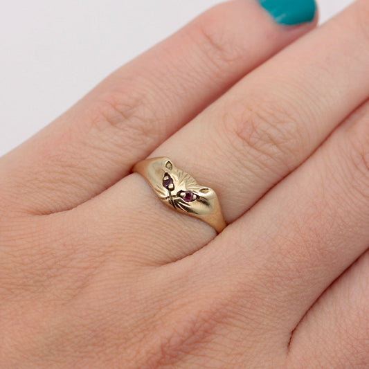 Vintage 9ct Gold Cat Ring with Ruby Eyes, 1991