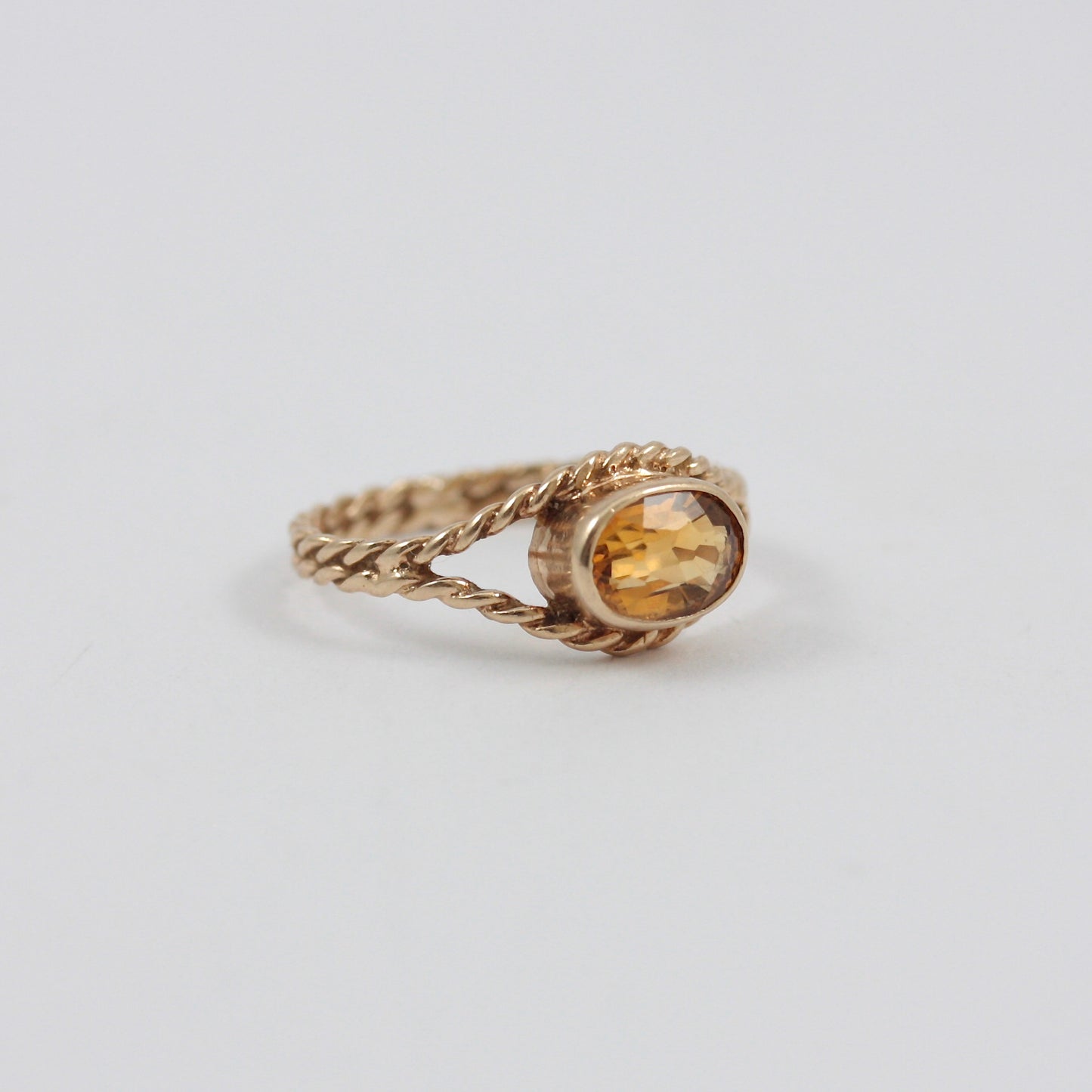 Vintage 9ct Gold Citrine Solitaire Rope Ring, 1984