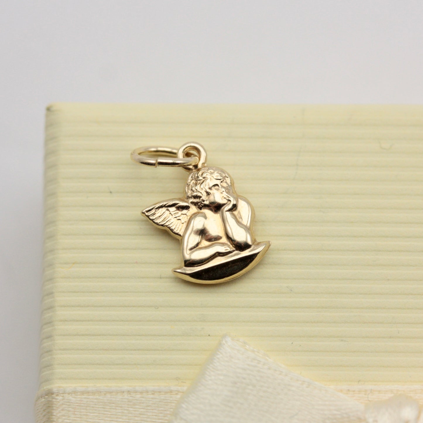 Tiny 9ct Gold Cherub Charm