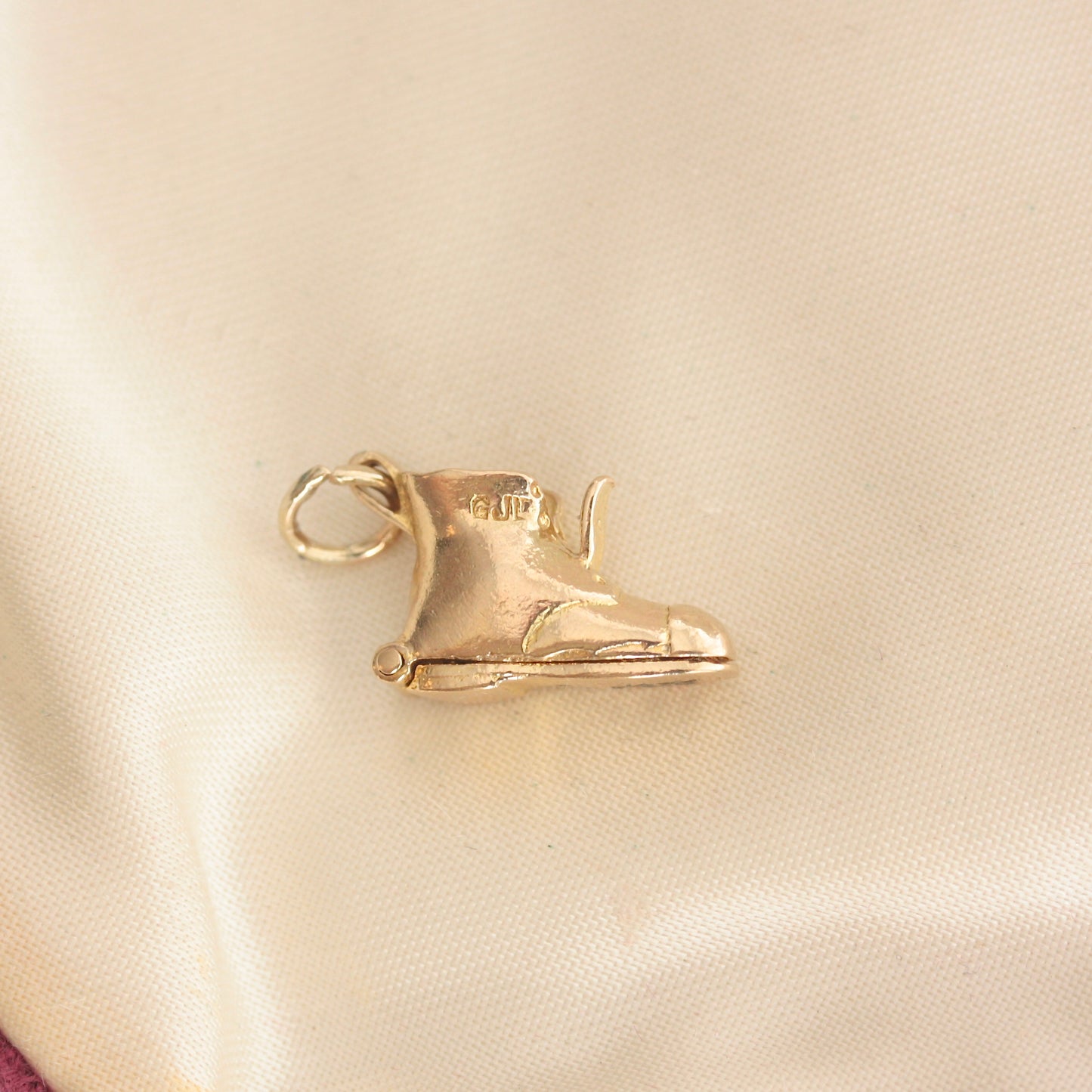 Vintage 9ct Gold Opening Boot Charm with Bride and Groom, GJLD, 1957