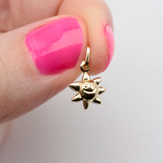 Tiny Puffy 9ct Gold Smiling Sun Charm