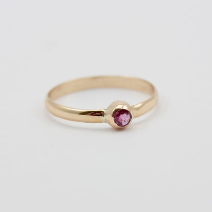 Pre-owned 9ct Yellow Gold and Ruby Solitaire Ring
