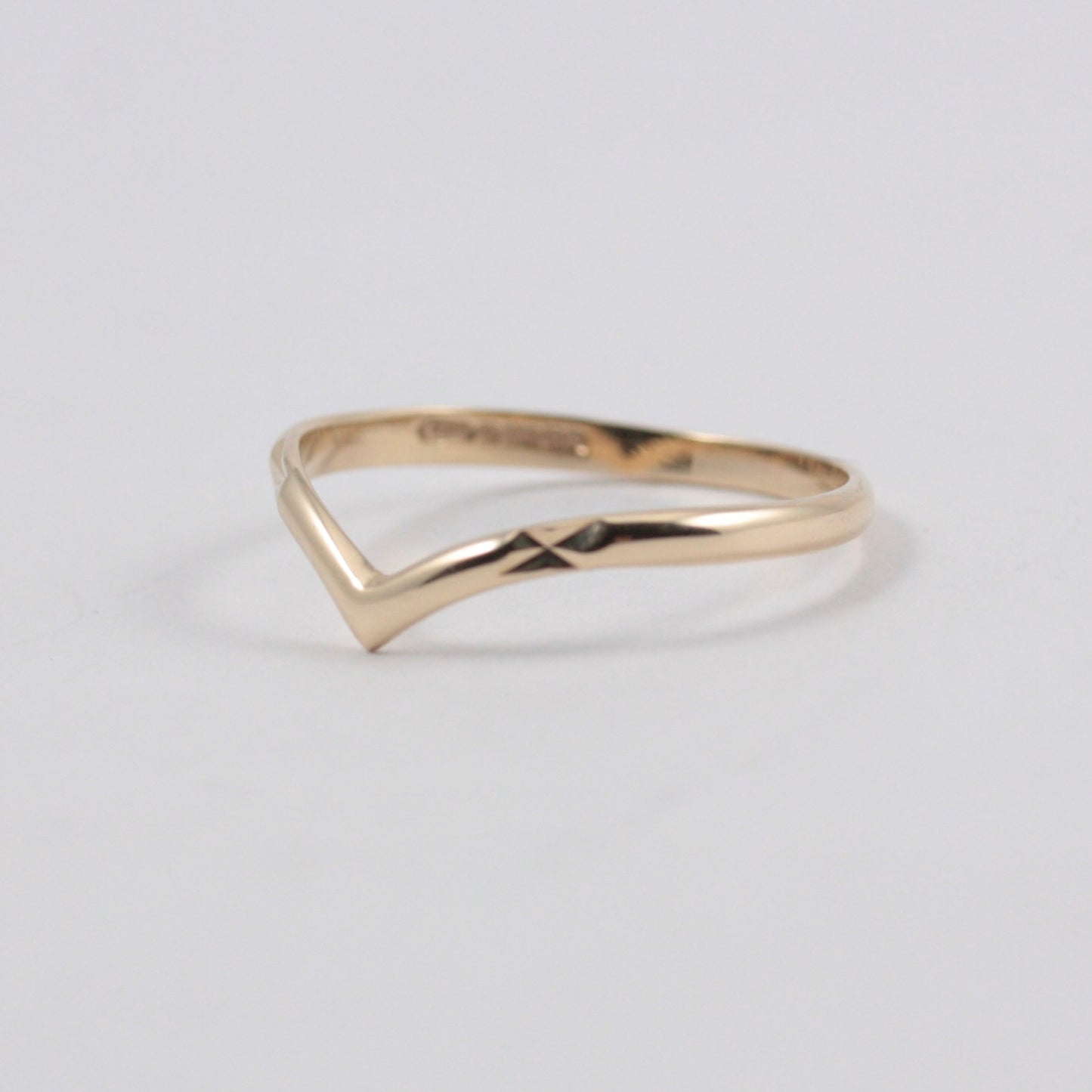 Dainty Vintage 9ct Gold Wishbone Ring, 1988