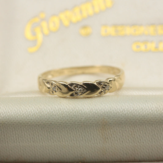 Vintage 9ct Gold Diamond Hearts Band