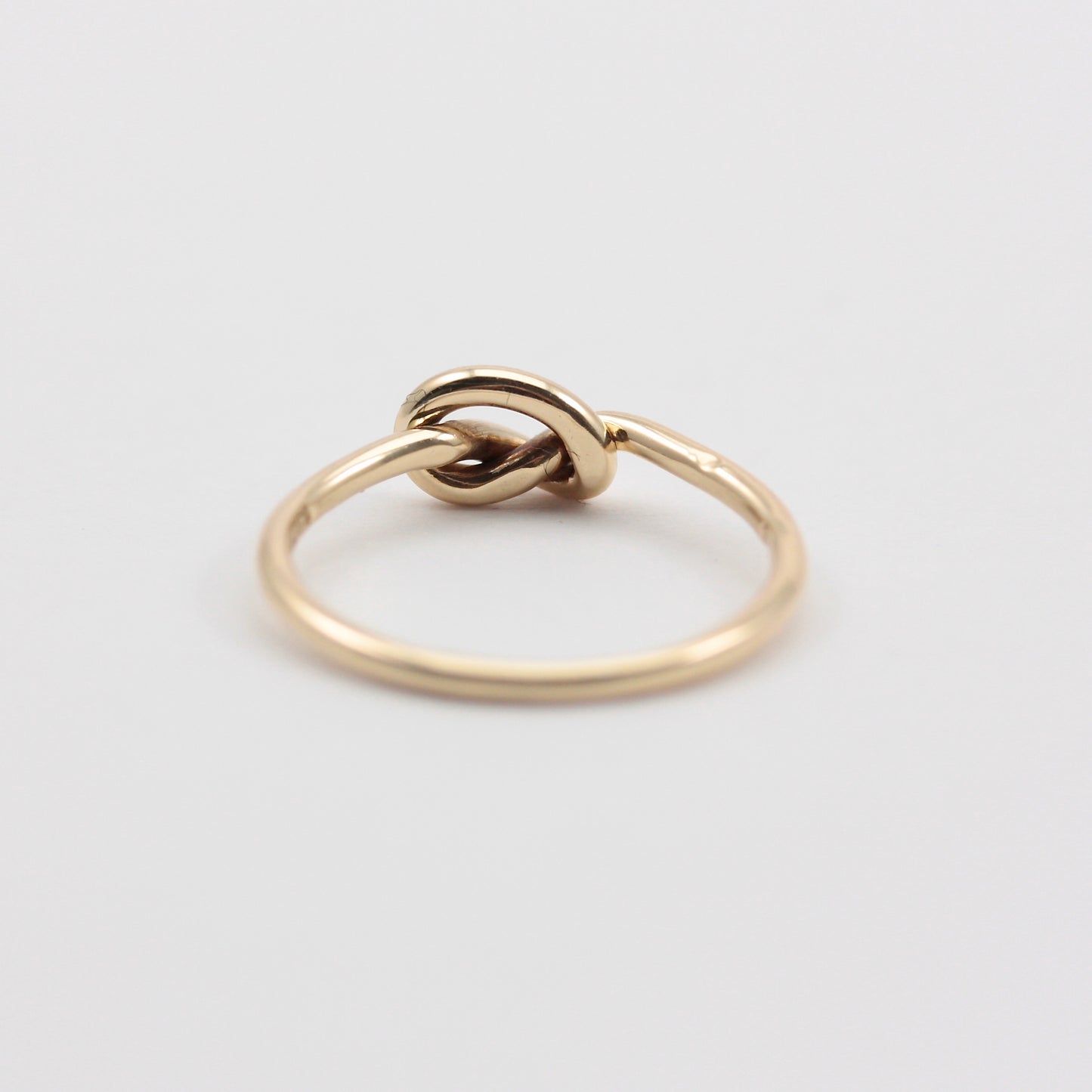 Vintage 9ct Gold Overhand Knot Ring, 1979