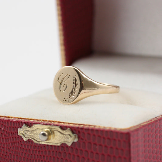 Vintage 9ct Gold Initial C Signet Ring