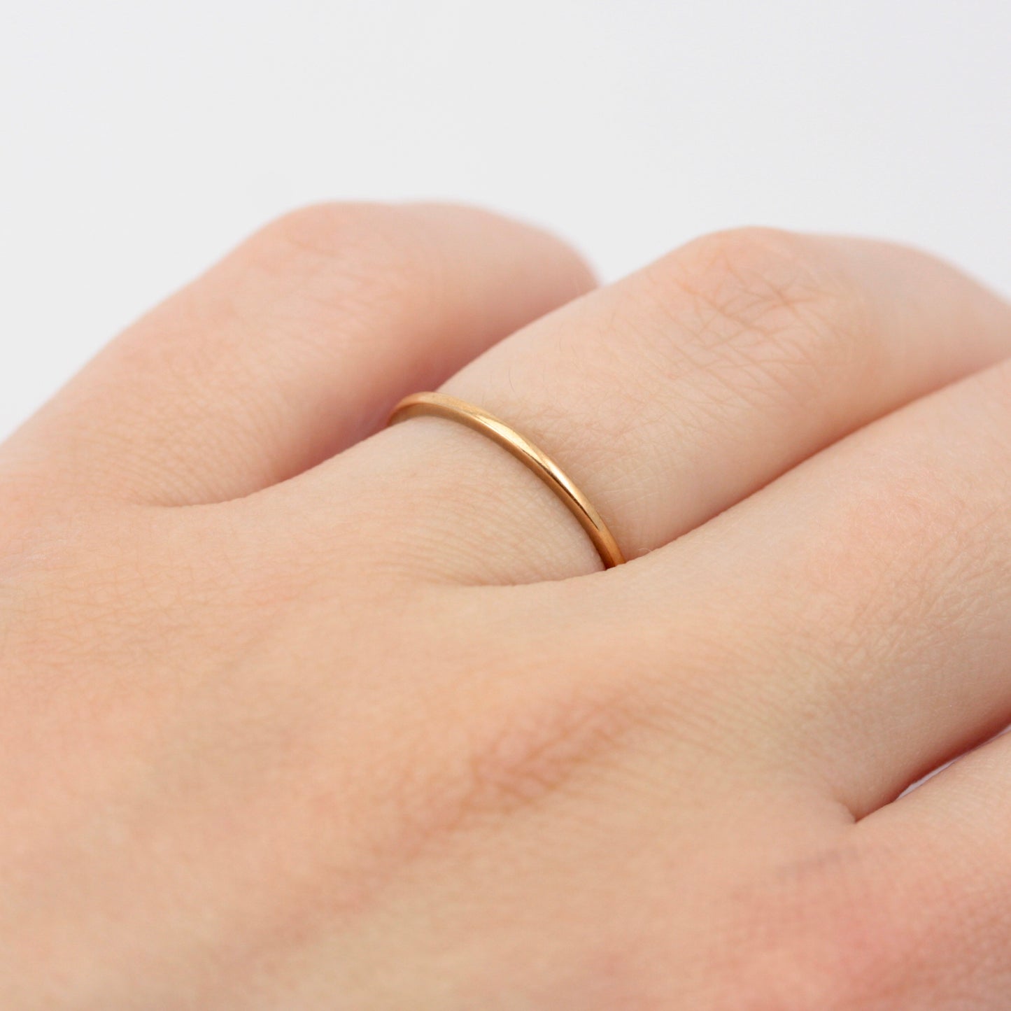 Early Vintage 22ct Gold & Platinum Skinny Wedding Band