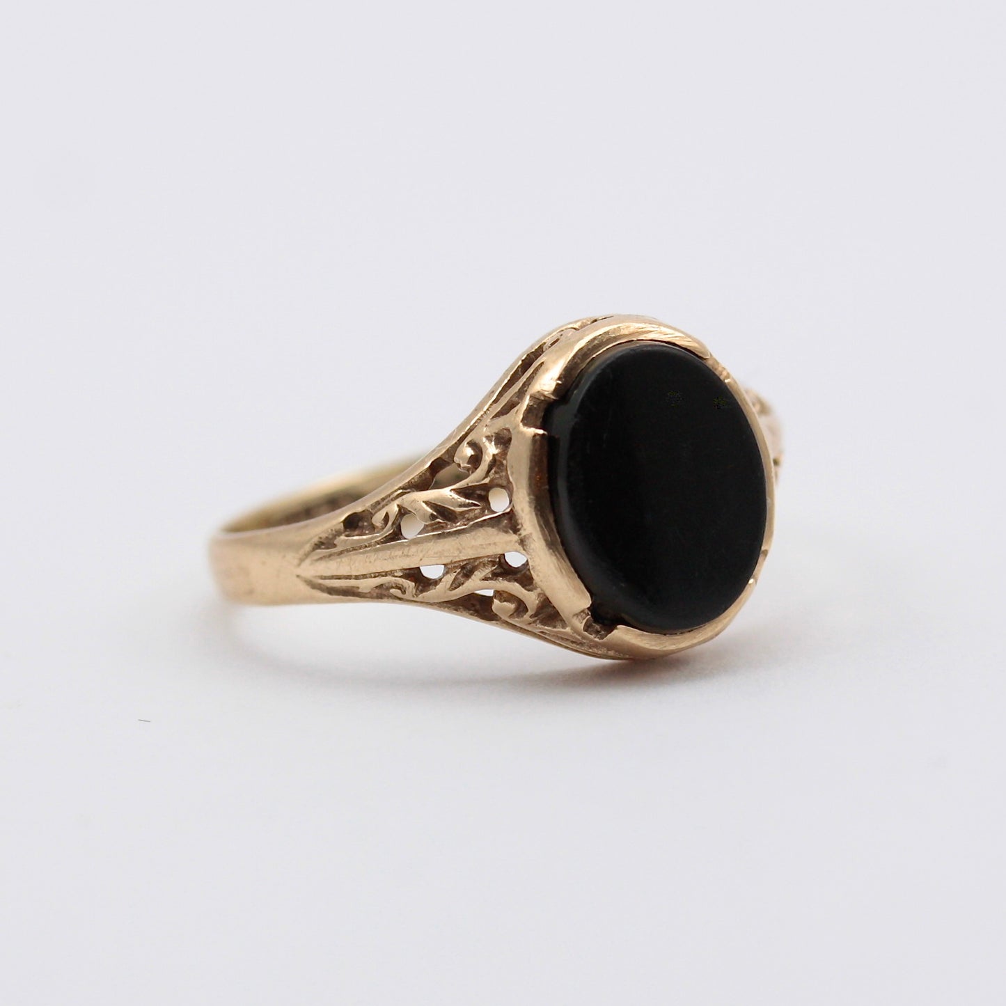 Vintage 9ct Gold Onyx Ring with Ornate Setting, 1975