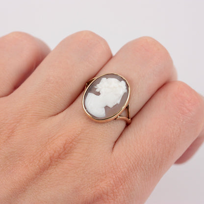 Antique 9ct Gold Sardonyx Shell Classical Cameo Ring, Early 20thC