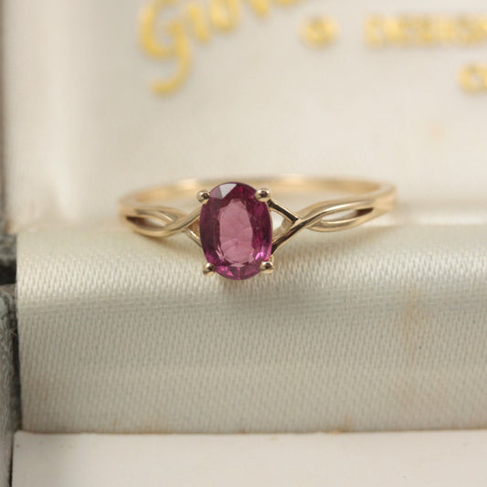 Pre-owned 9ct Gold Rhodolite Garnet Solitaire Ring