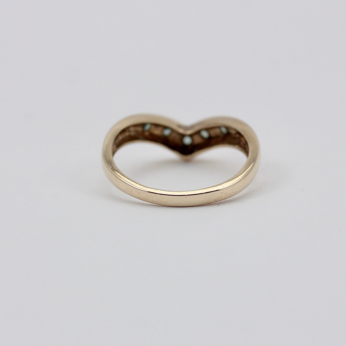 Pre-owned 9ct Gold Peridot Wishbone Ring, 2006