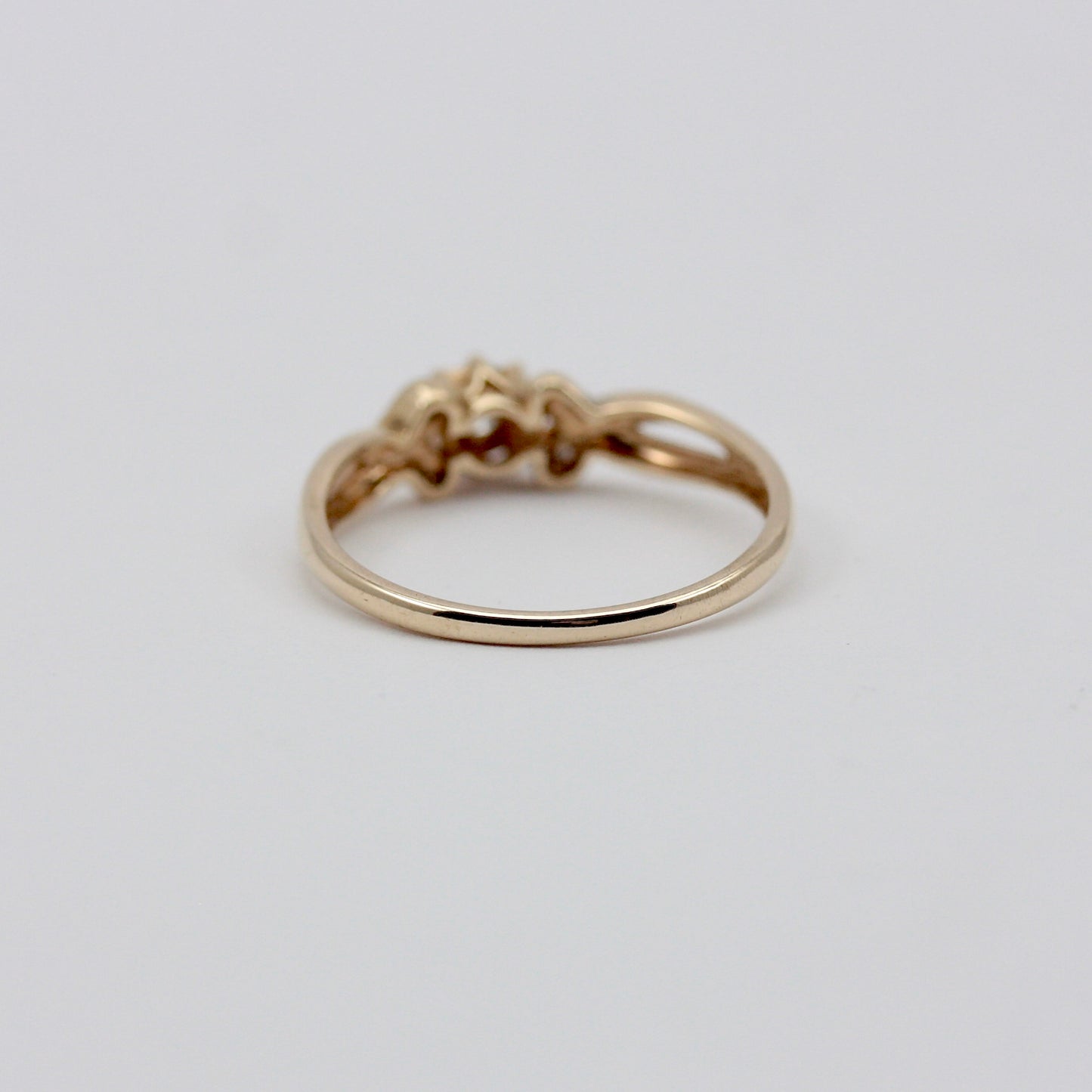 Vintage 9ct Gold Diamond Star Twist Ring