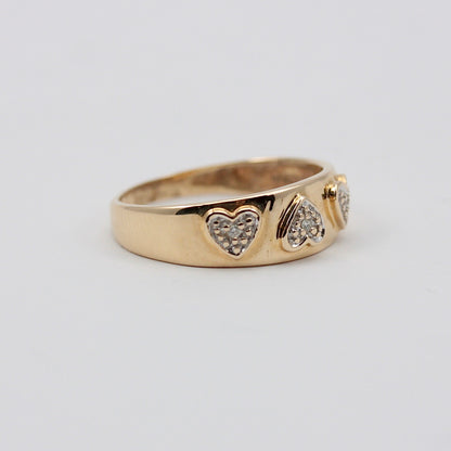 Pre-owned 18ct Gold Diamond Heart Band Ring