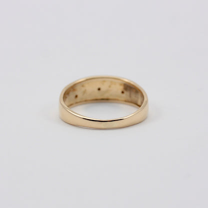 Pre-owned 18ct Gold Diamond Heart Band Ring