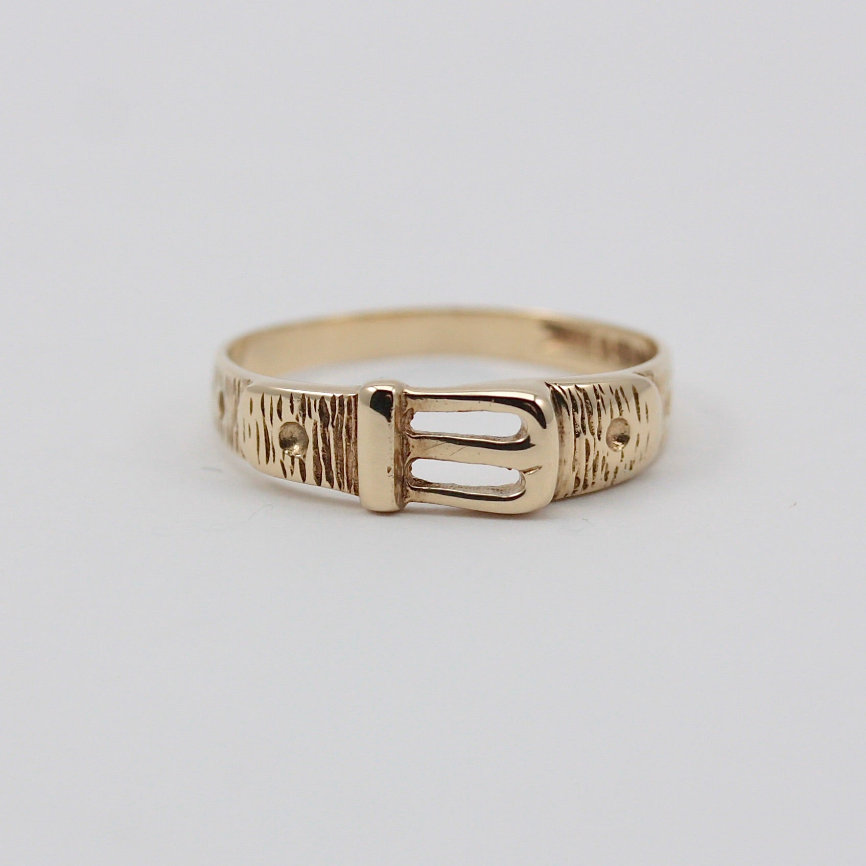 Vintage 9ct Gold Textured Buckle Ring