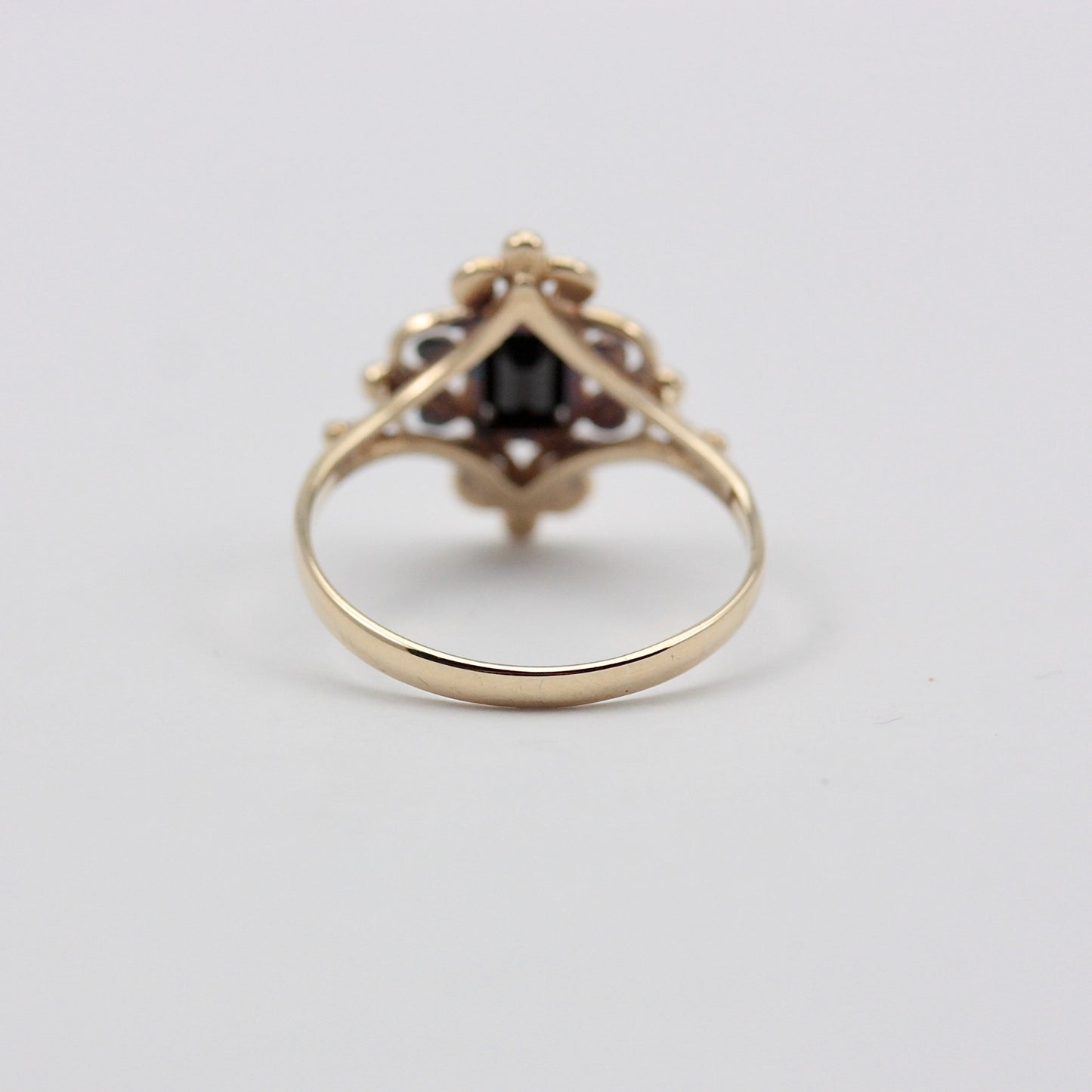 Vintage 9ct Gold Fancy Framed Onyx Ring, 1994