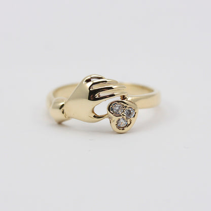 Vintage 14ct Gold Hand Holding Heart White Stone Ring