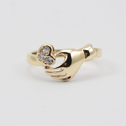 Vintage 14ct Gold Hand Holding Heart White Stone Ring 