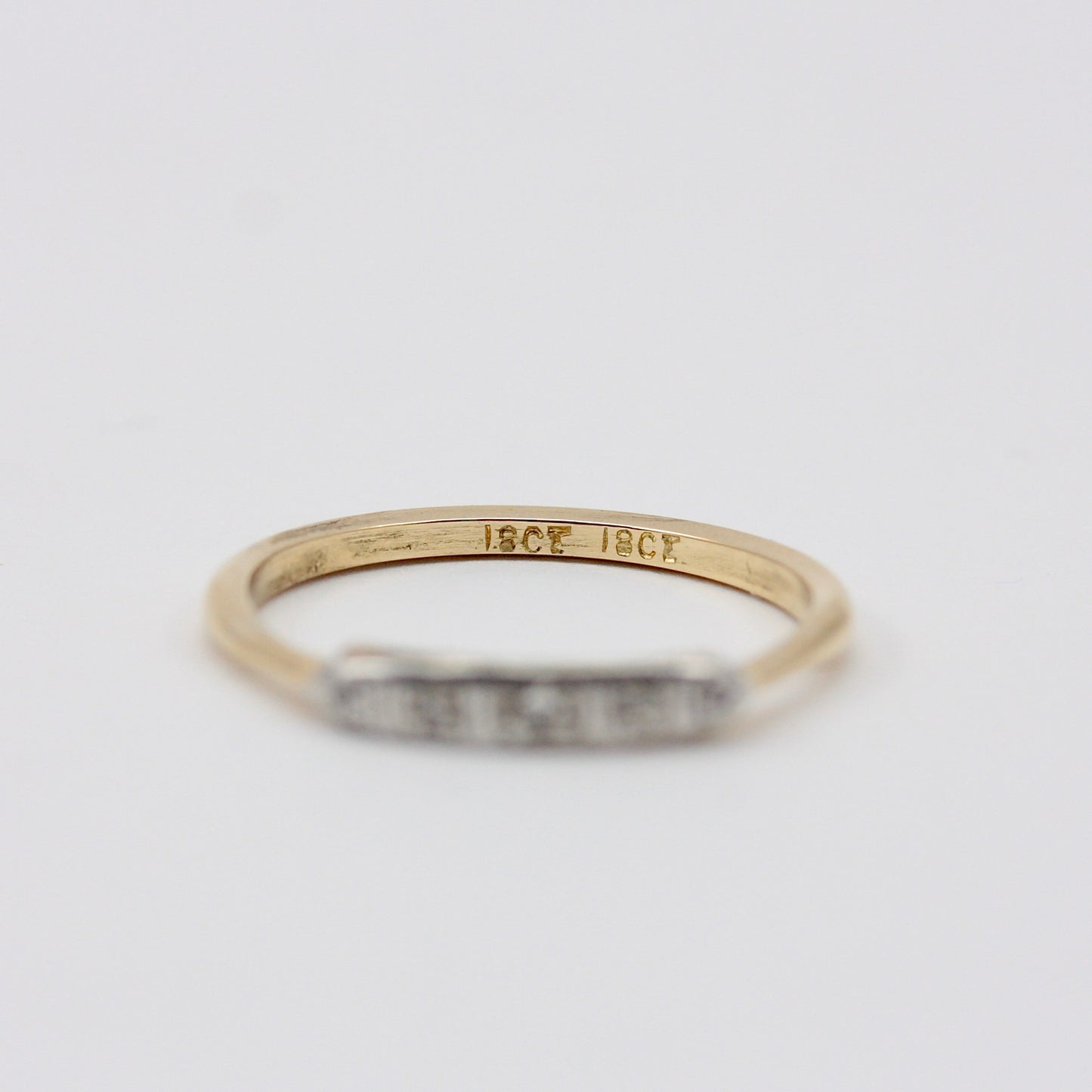 Dainty Vintage 18ct Gold Diamond 5 Stone Ring