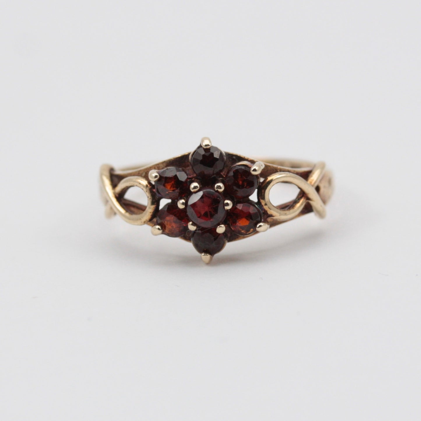 Vintage 9ct Gold Garnet Cluster Ring with Open Shoulders, 1972
