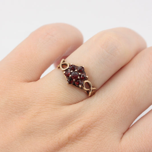 Vintage 9ct Gold Garnet Cluster Ring with Open Shoulders
