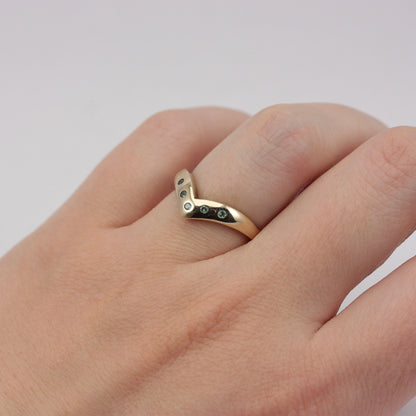 Pre-owned 9ct Gold Peridot Wishbone Ring, 2006