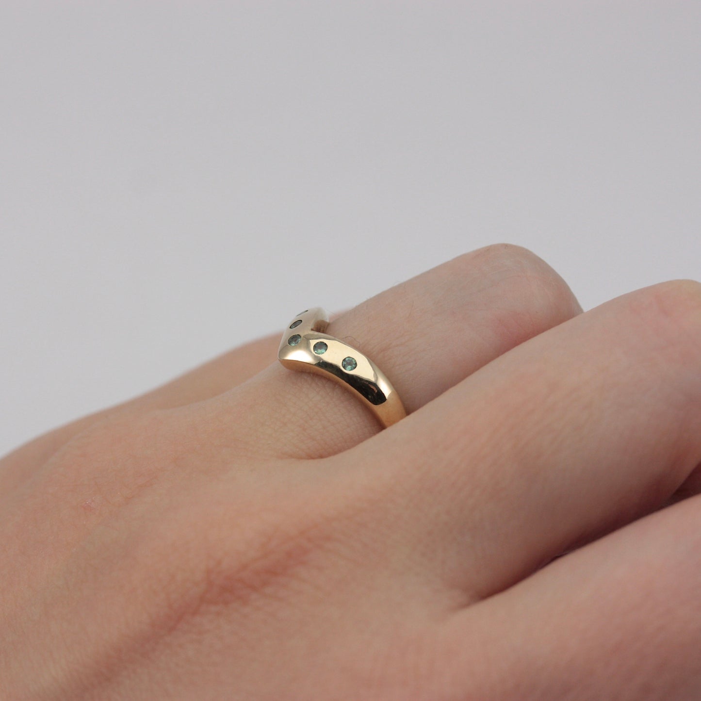 Pre-owned 9ct Gold Peridot Wishbone Ring, 2006
