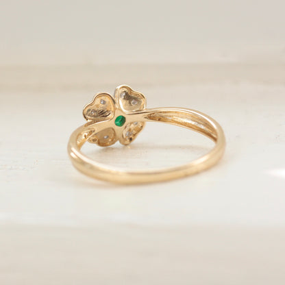 Pre-owned 9ct Gold Four Leaf Clover Ring with Diamond and Green Agate