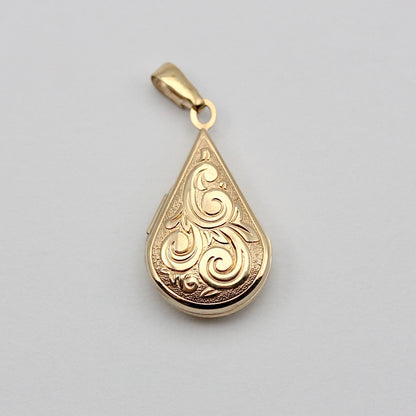Pre-owned 9ct Yellow Gold Patterned Teardrop Locket