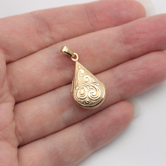 Pre-owned 9ct Yellow Gold Patterned Teardrop Locket
