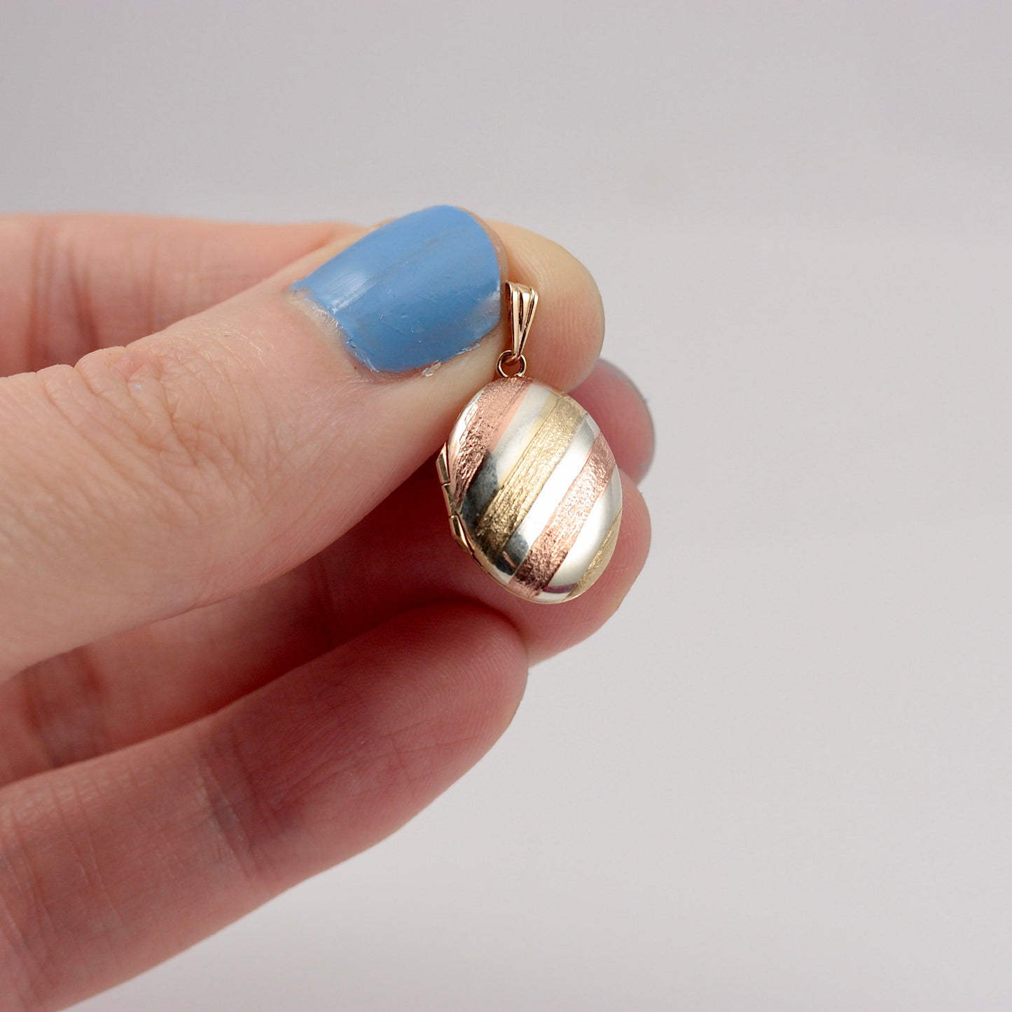 Vintage Small Oval 9ct Tri Colour Gold Locket, 1985