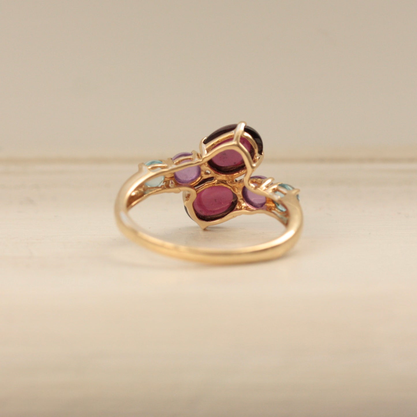 Pre-owned 9ct Gold Multi Gemstone Cabochon Ring, 2006