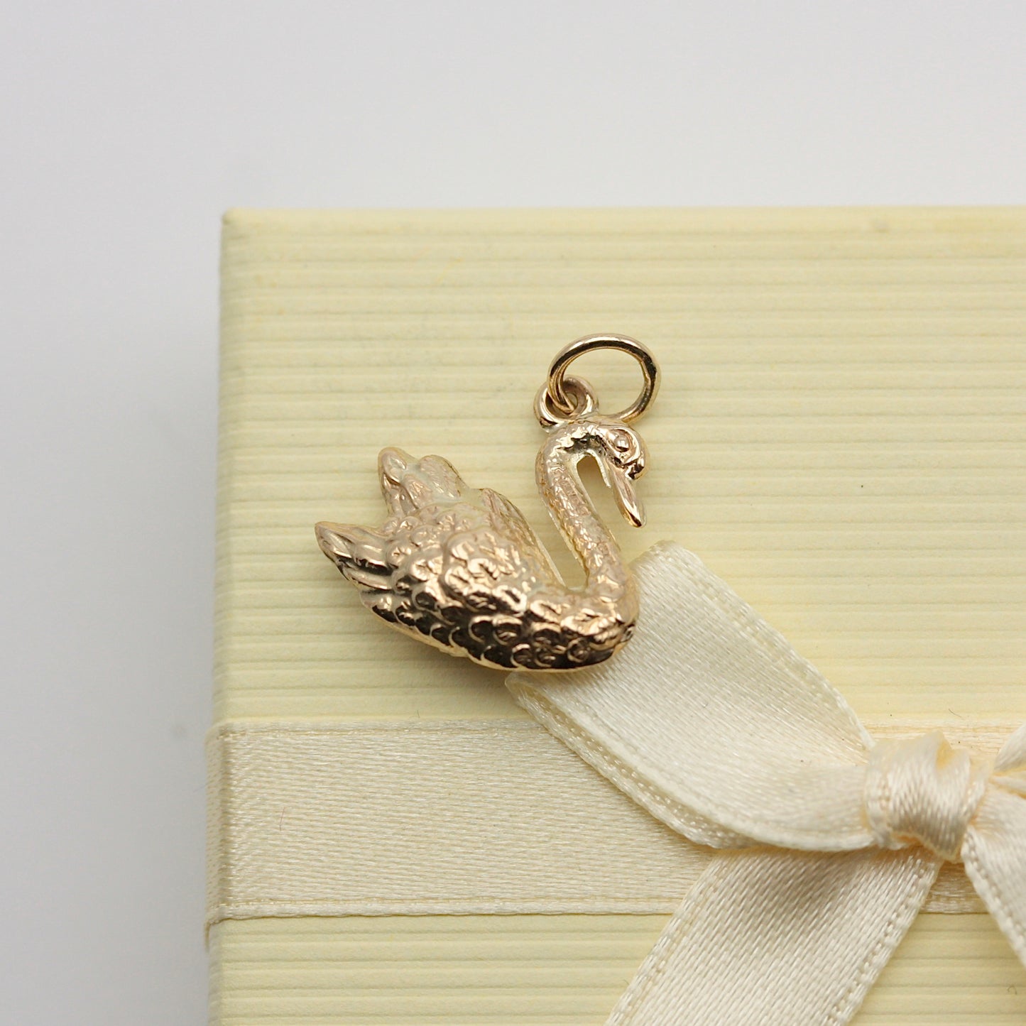 Vintage 9ct Gold Swan Charm, 1971
