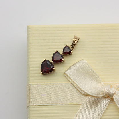 Vintage 9ct Gold Garnet Triple Heart Pendant