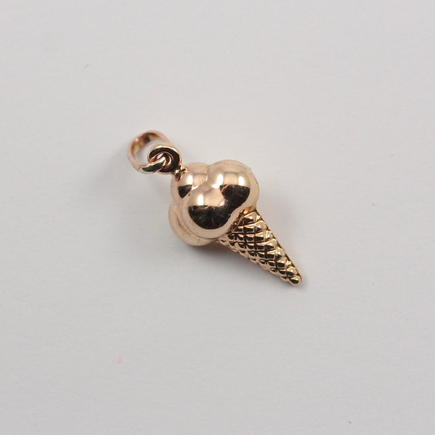 Pre-owned 9ct Gold Puffy Ice Cream Cone Charm, Unoaerre