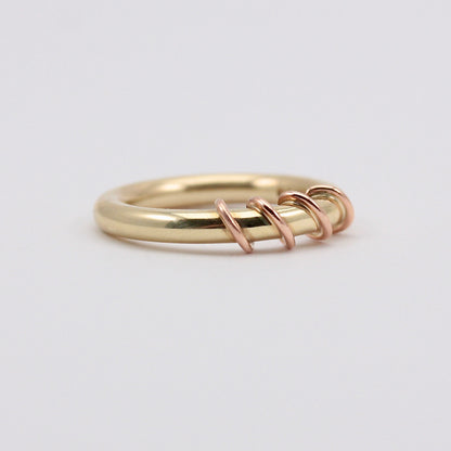 Chunky Vintage 9ct Gold Ring with Rose Gold Twist, 1997