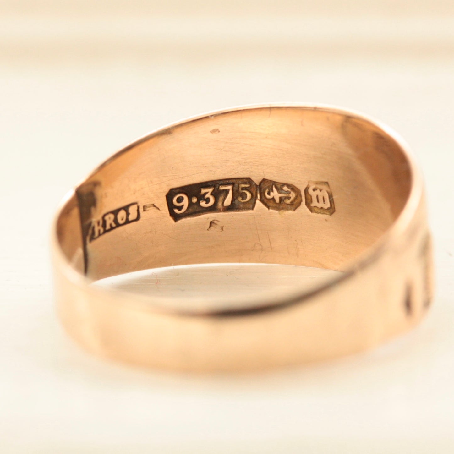Antique Victorian 9ct Gold 'I CLING TO THEE' Ring, 1896