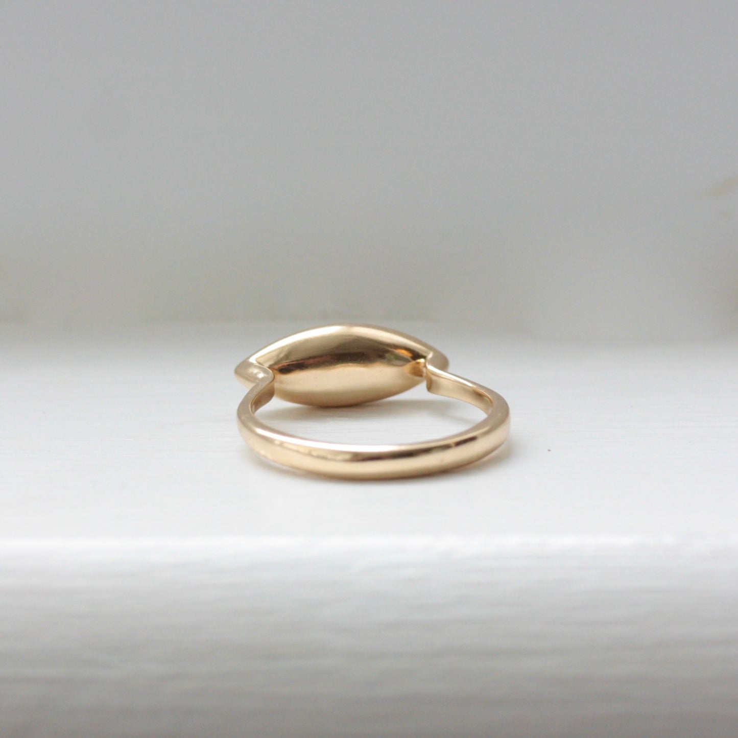 Pre-owned 9ct Gold Onyx Marquise Ring